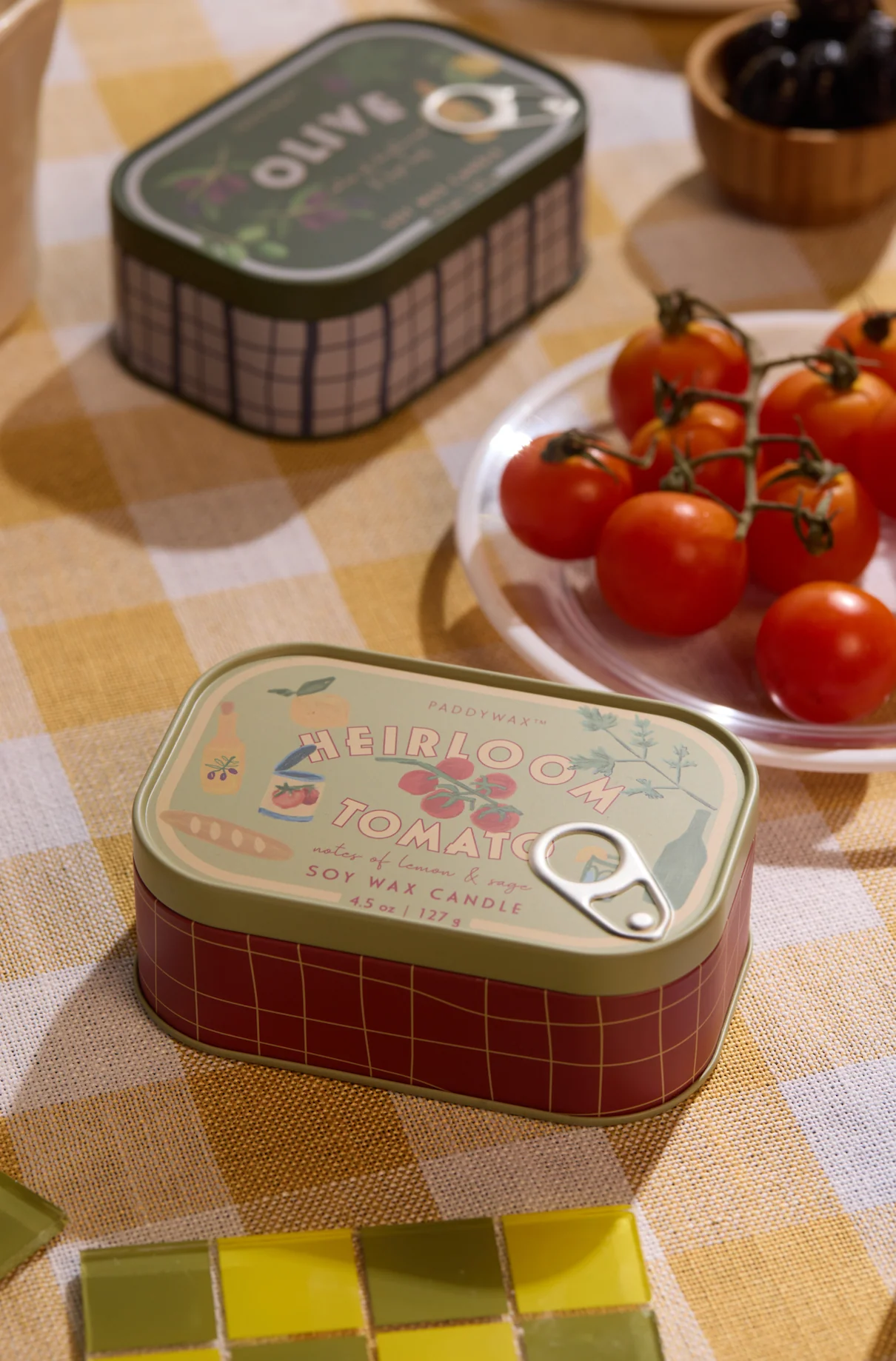 Paddywax Bistro Heirloom Tomatoes Tin Scented Candle, Lemon & Sage - Image 6