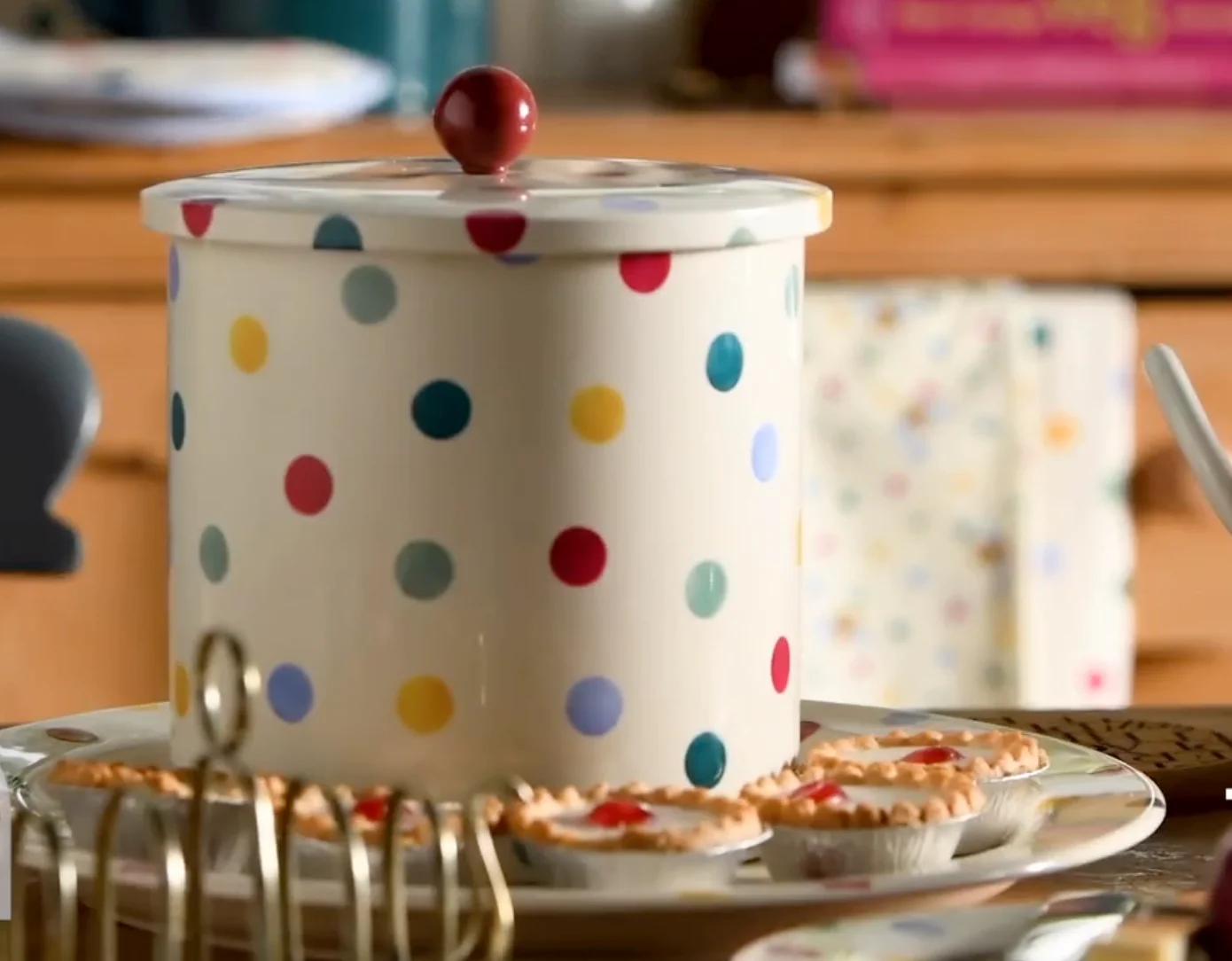 Emma Bridgewater Biscuit Barrel, Polka Dots - Image 3