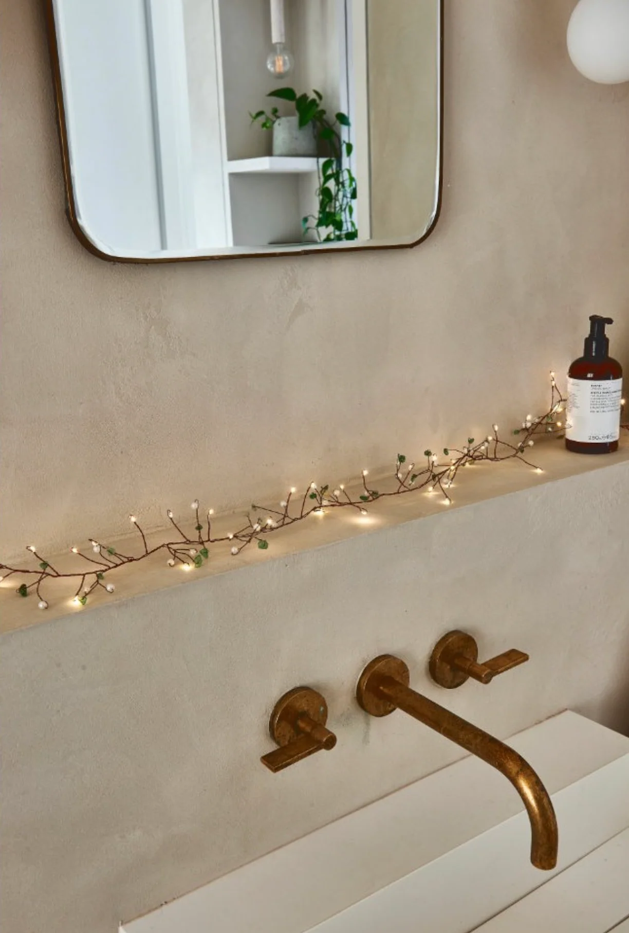 Gems & Pearls Fairy Lights (Battery Operated) - Image 4