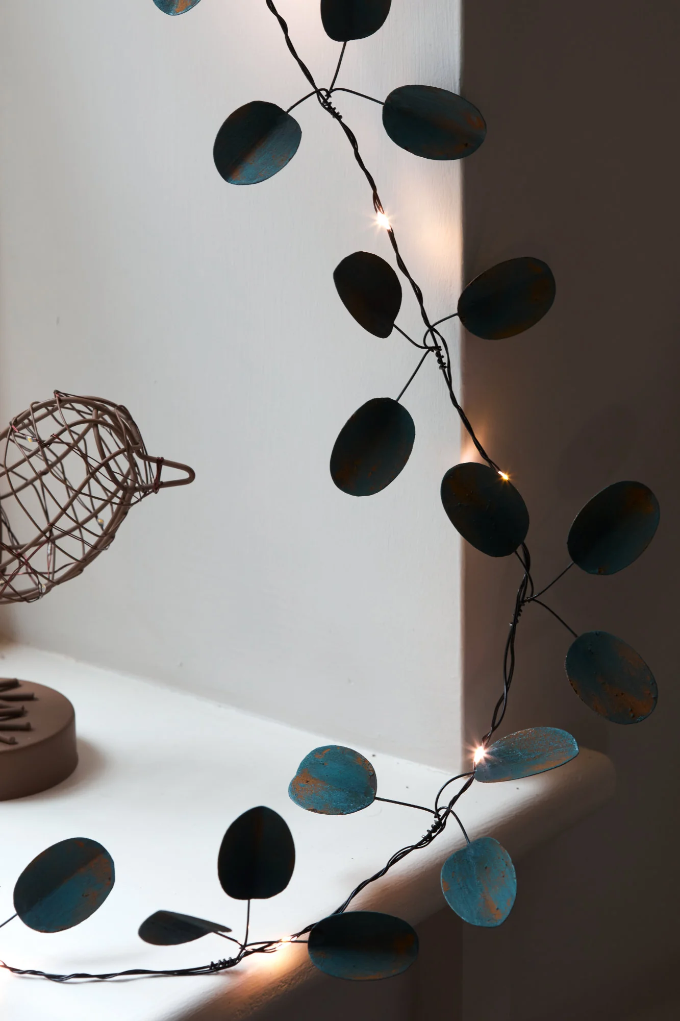 Handmade Metal LED Fairy Light,Green Eucalyptus(Battery Operated) - Image 6