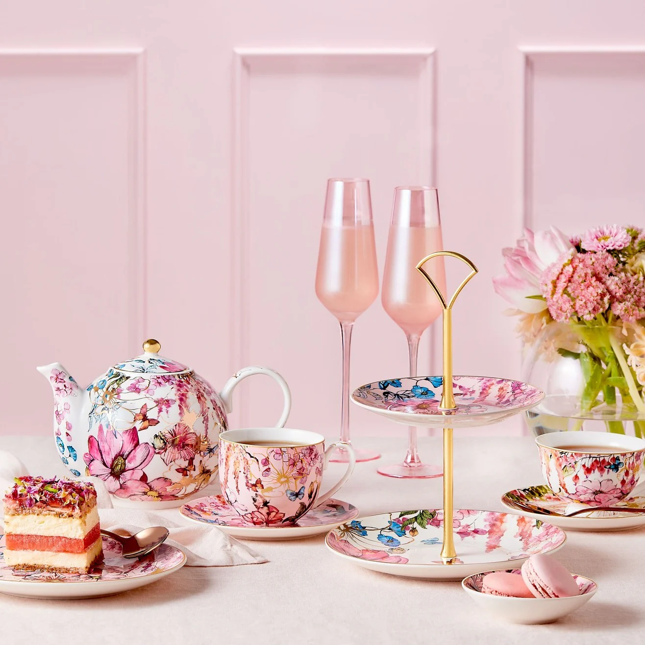 Maxwell & Williams Estelle Michaelides Enchantment Cup & Saucer (Set of 4) - Image 3