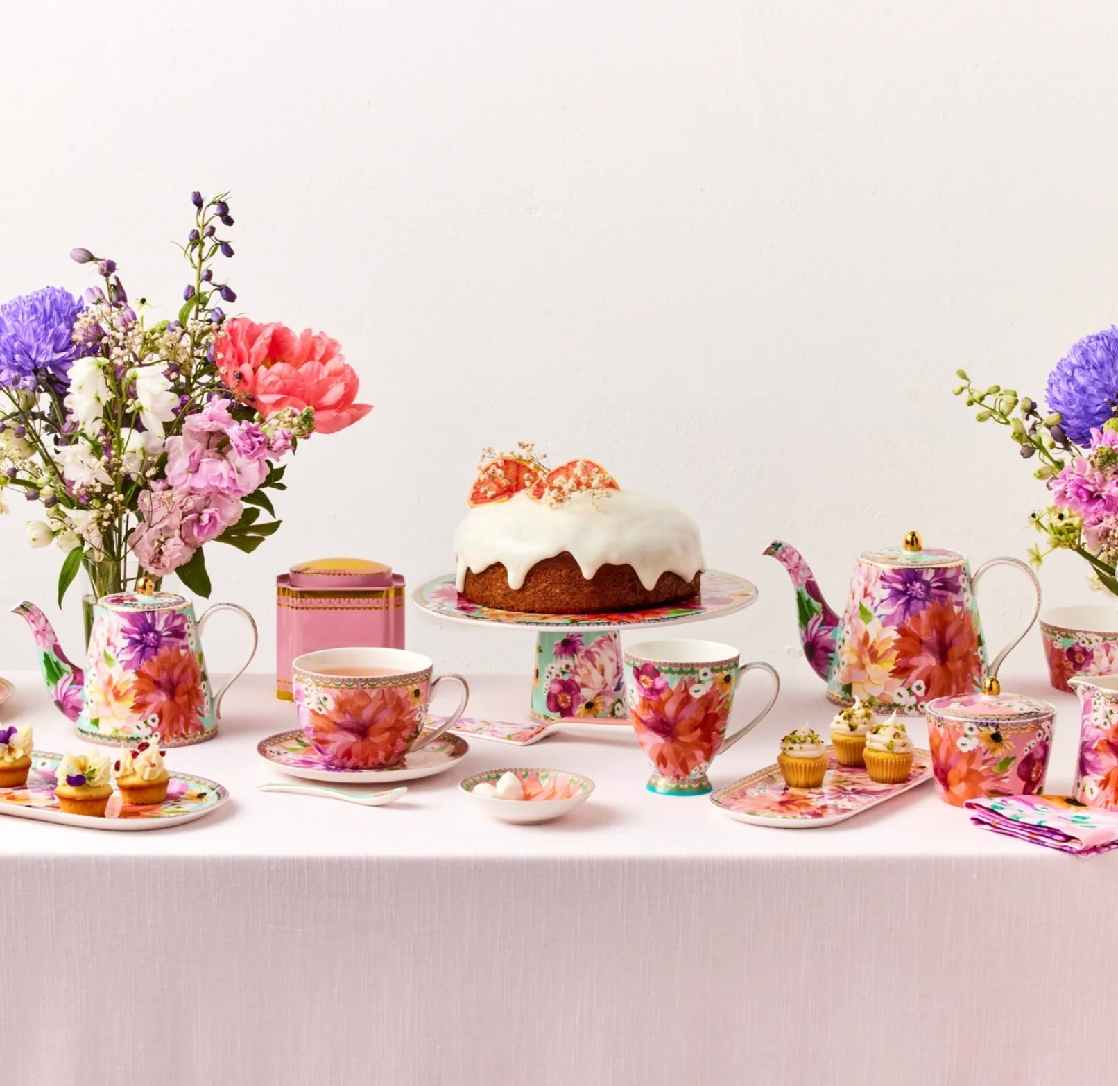 Maxwell & Williams Teas & C’S Dahlia Daze Breakfast Cup & Saucer, Pink - Image 8