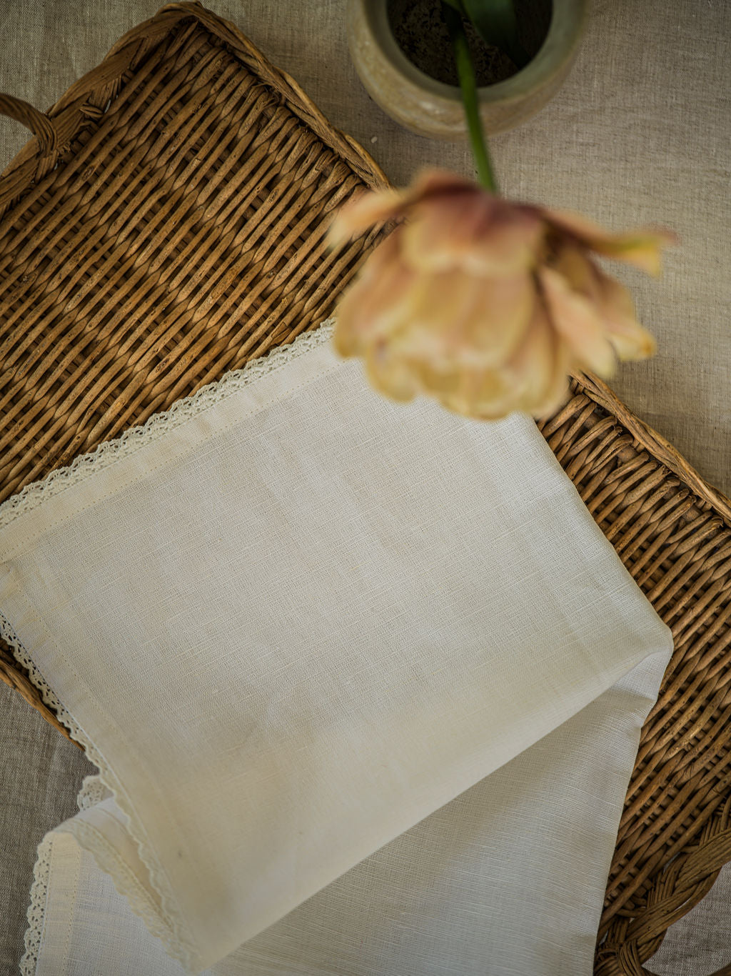 Morgan Wright Linen & Lace Napkin, White (Set of 4) - Image 4