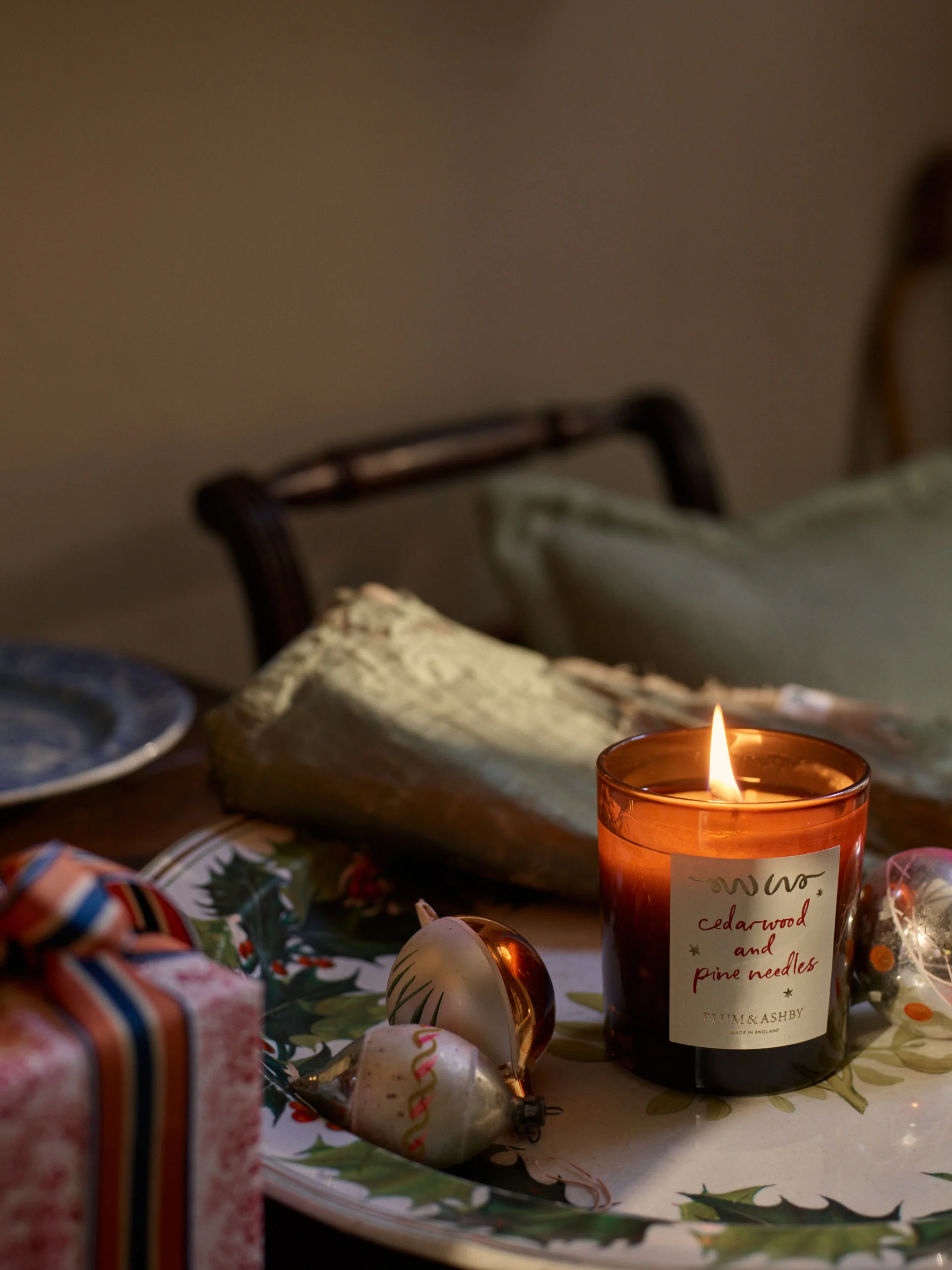 Plum & Ashby Cedarwood & Pine Needles Scented Votive - Image 4