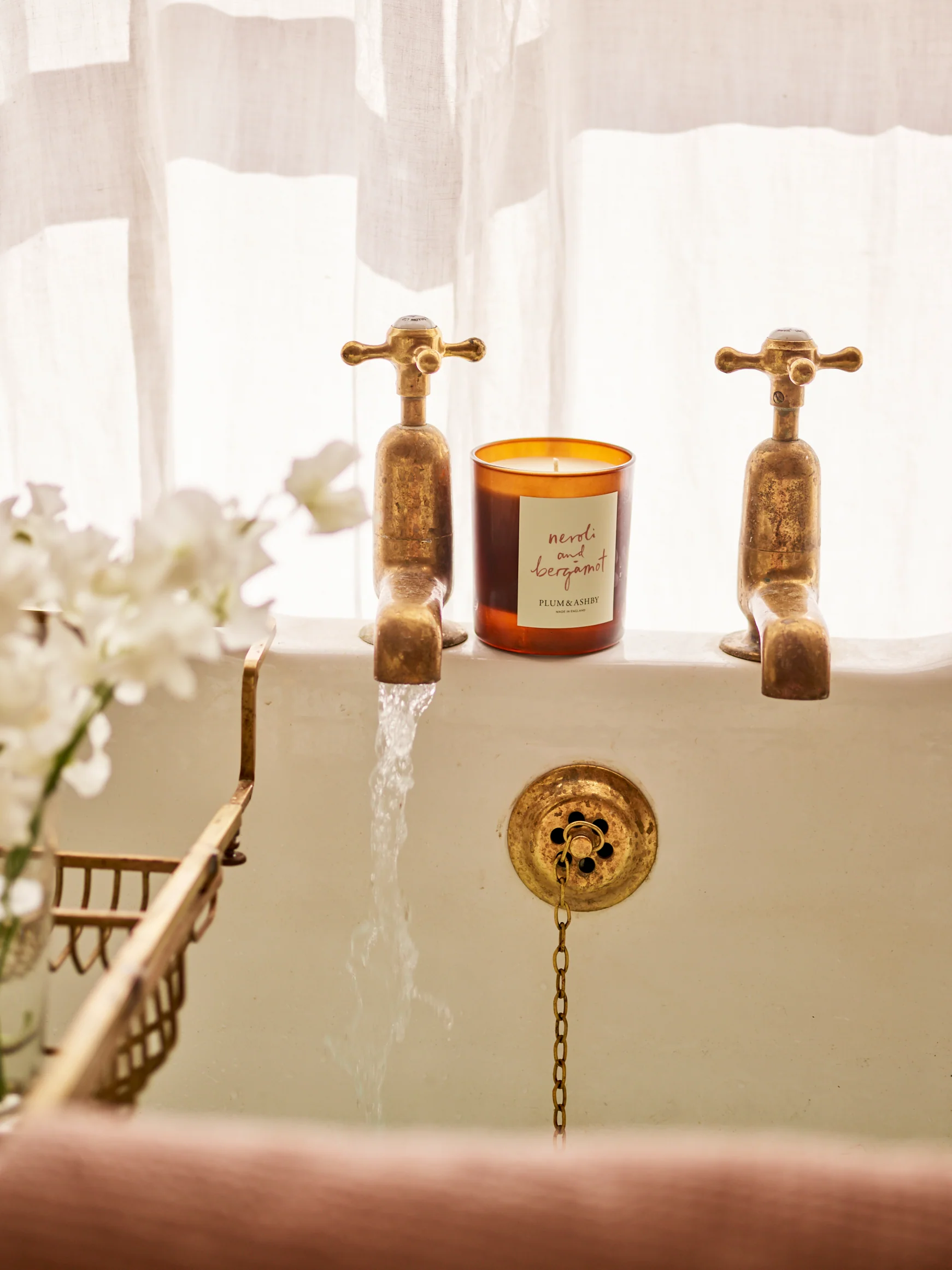 Plum & Ashby Scented Candle, Neroli & Bergamot - Image 2