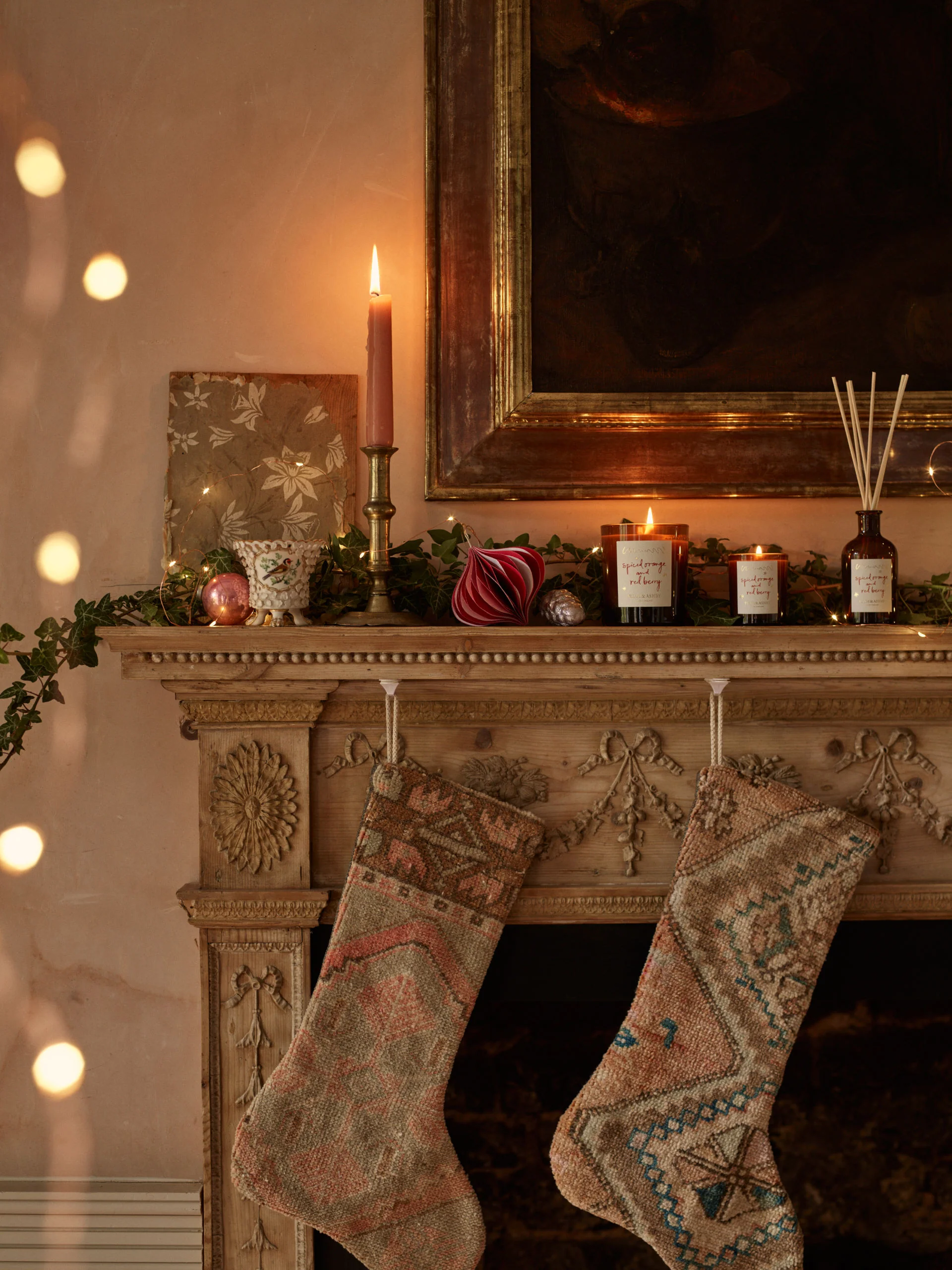 Plum & Ashby Spiced Orange & Red Berry Scented Candle - Image 4