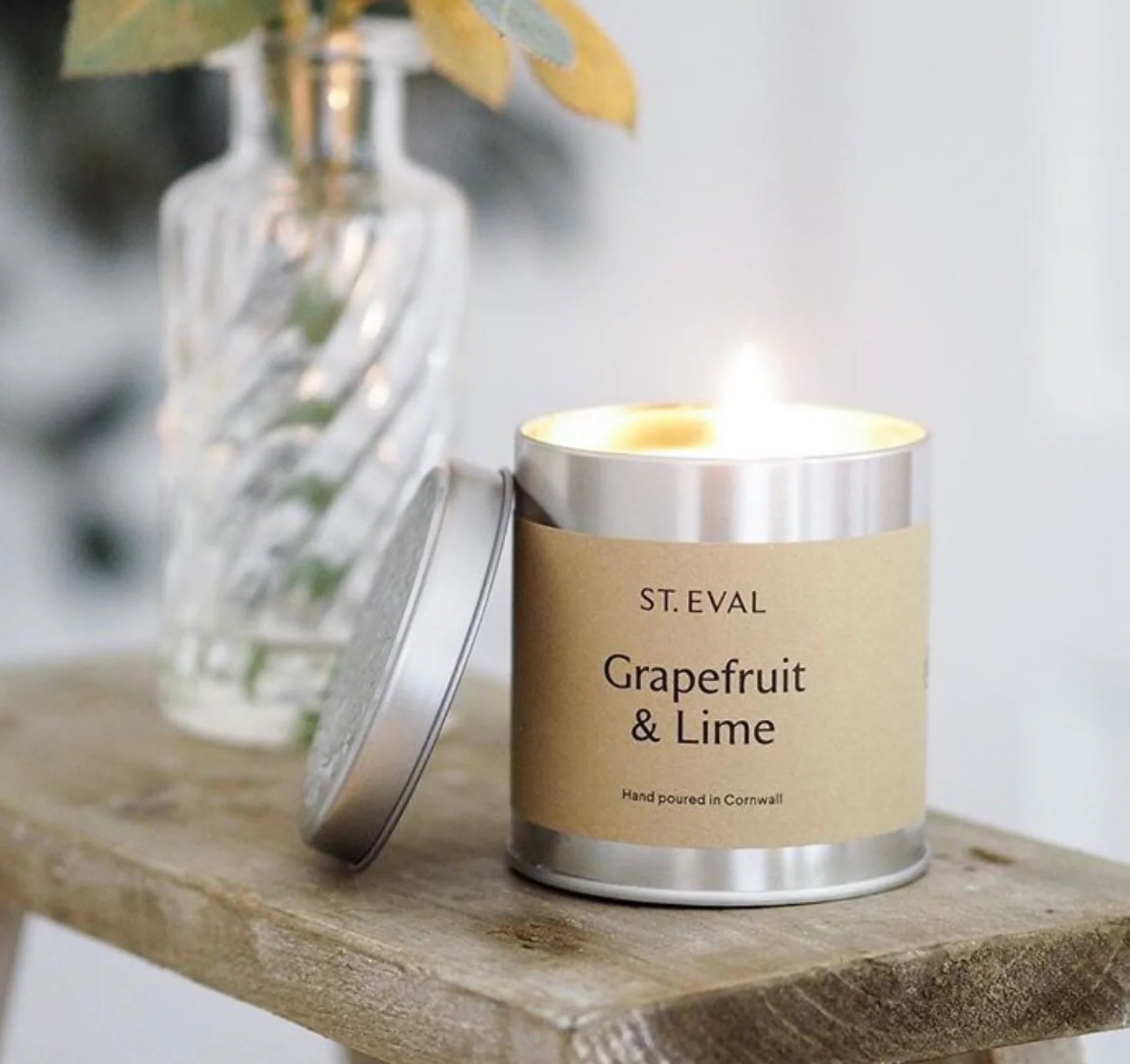 St Eval Grapefruit & Lime Scented Tin Candle - Image 4