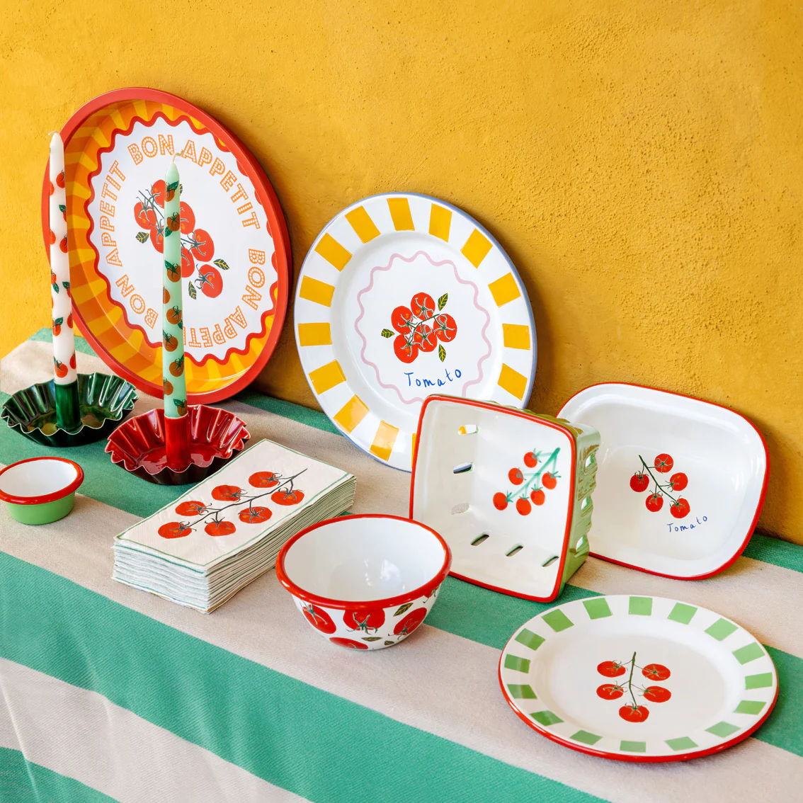 Talking Tables Bon Appetit Tomato Enamel Bowl, ( 12CM ) - Image 3
