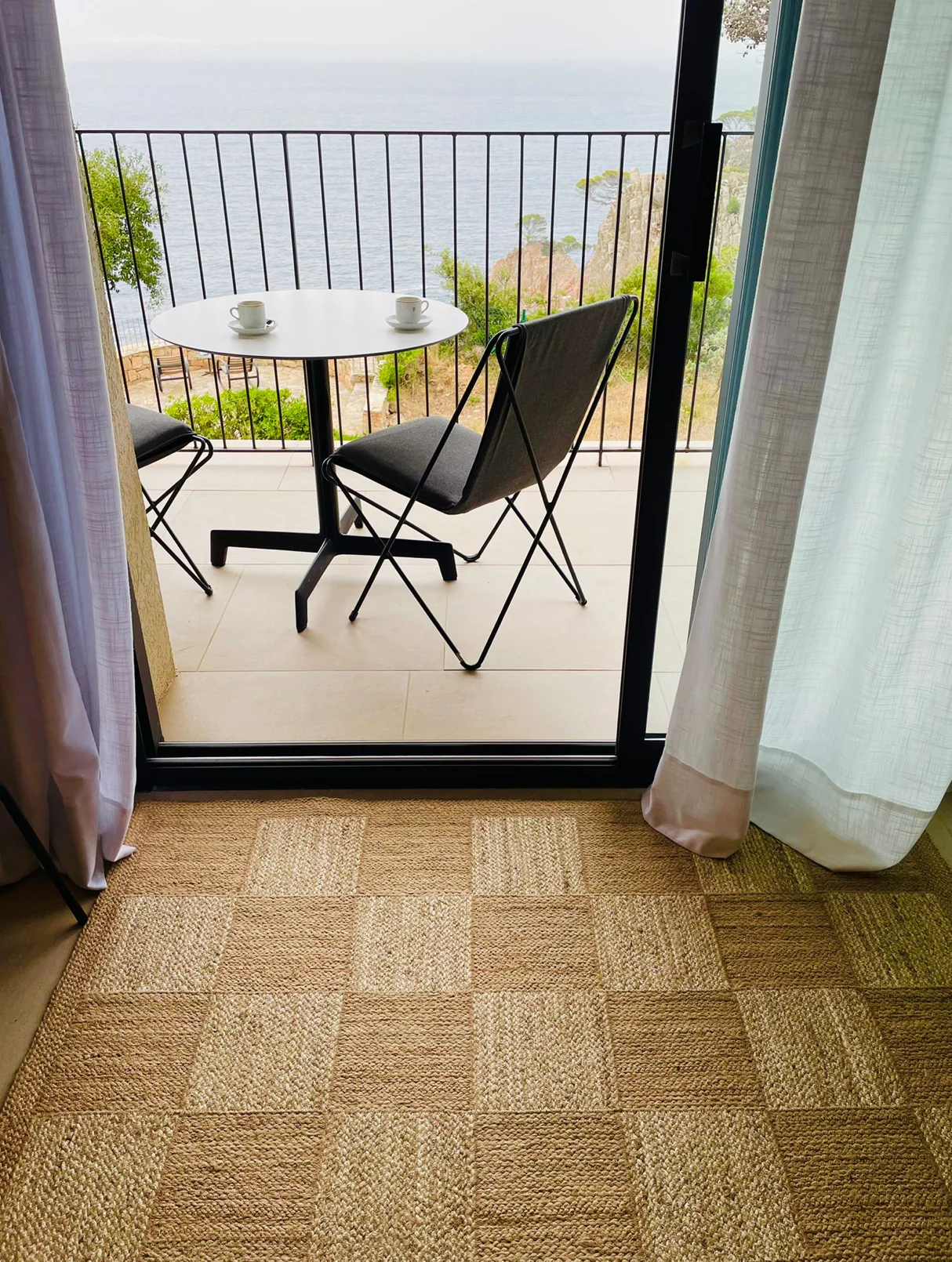 The Braided Rug Company Jute Rug, Natural / White Tiles - Image 3