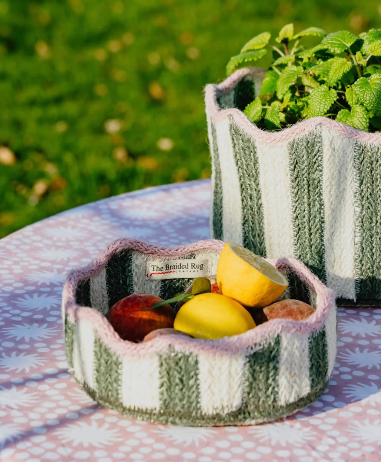 The Braided Rug Company Tulip Basket, Fig - Image 4