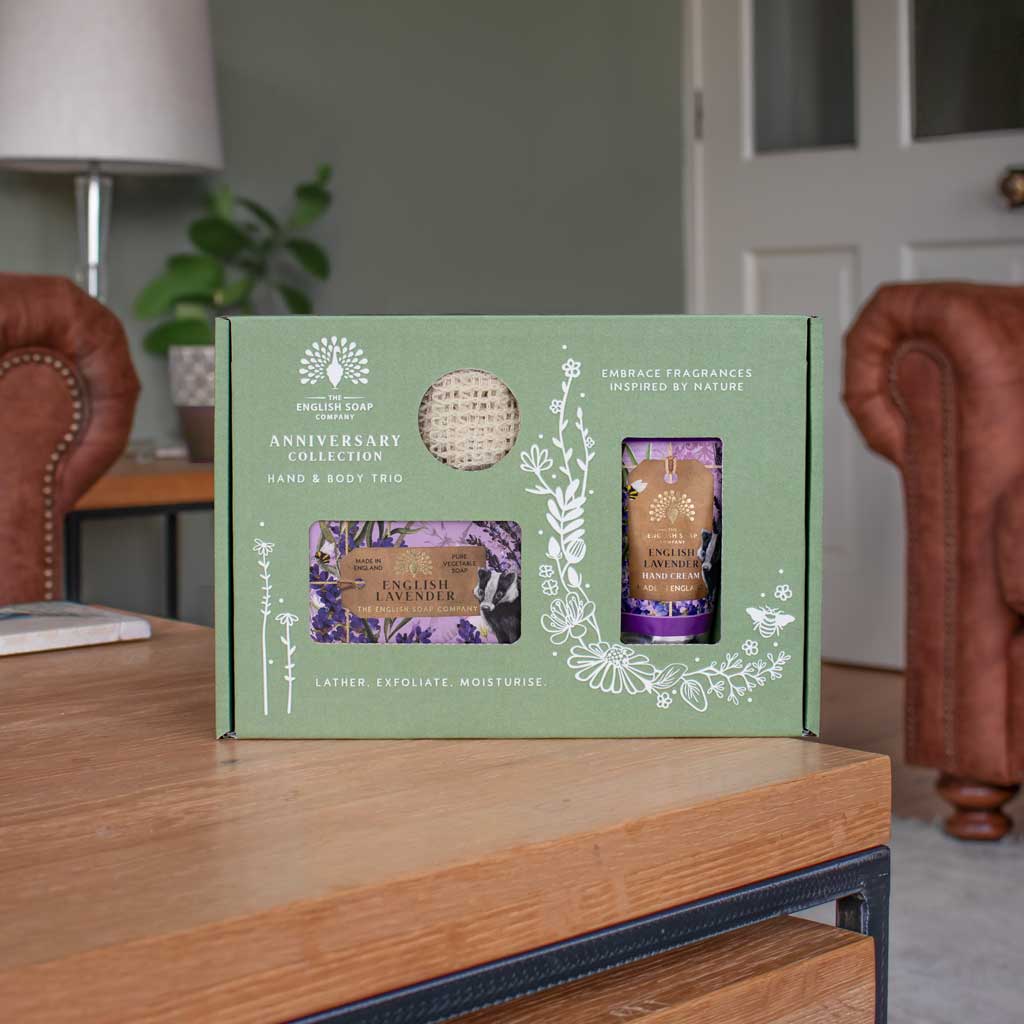 The English Soap Company Anniversary, English Lavender Soap & Hand Cream Gift Set - Image 4