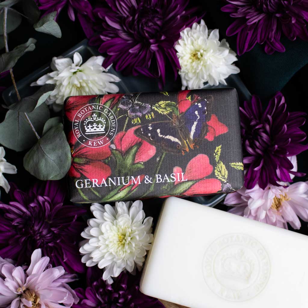 The English Soap Company Kew Gardens, Geranium And Basil Soap - Image 7