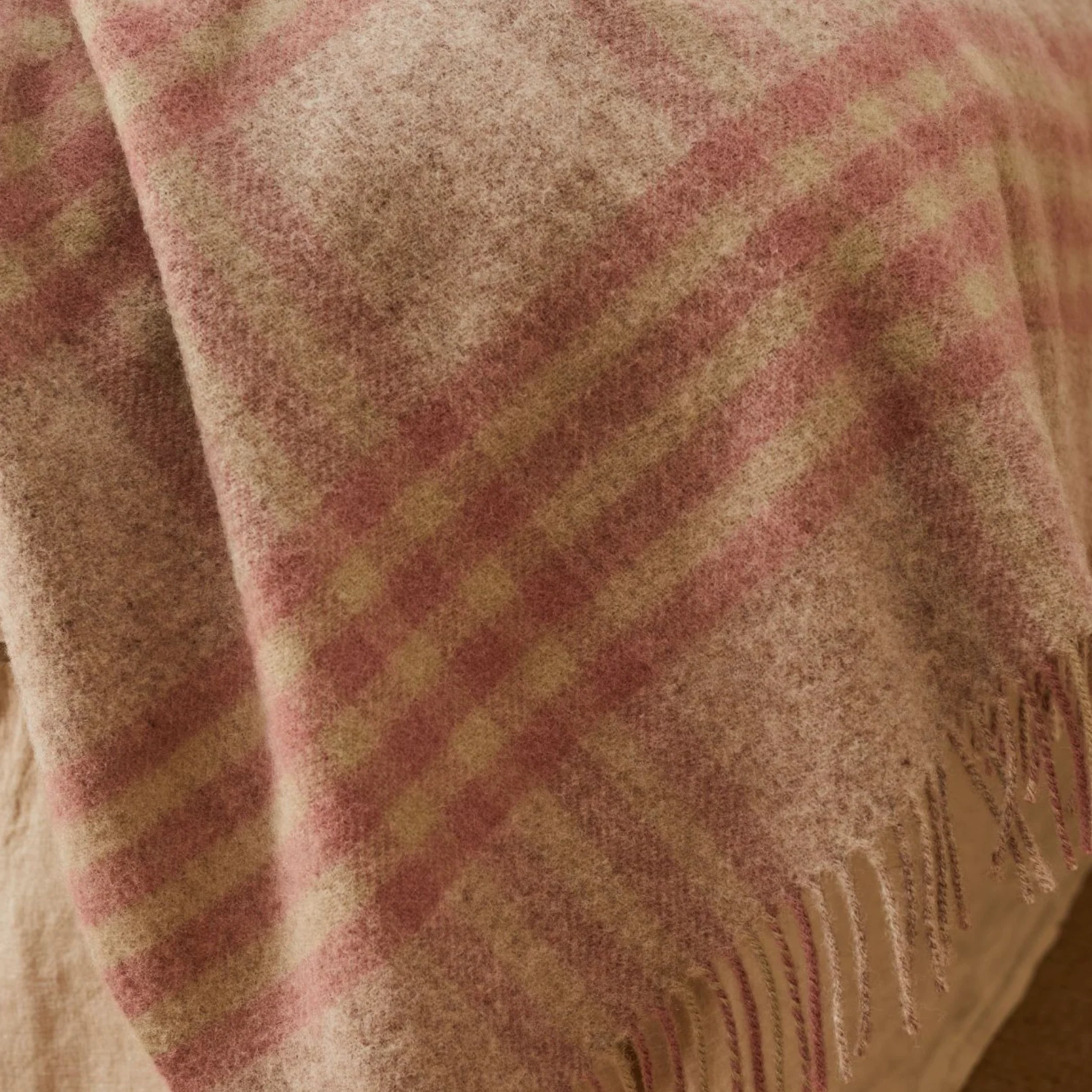 Tweedmill Hex Check Pure New Wool Throw, Dusky Pink - Image 4