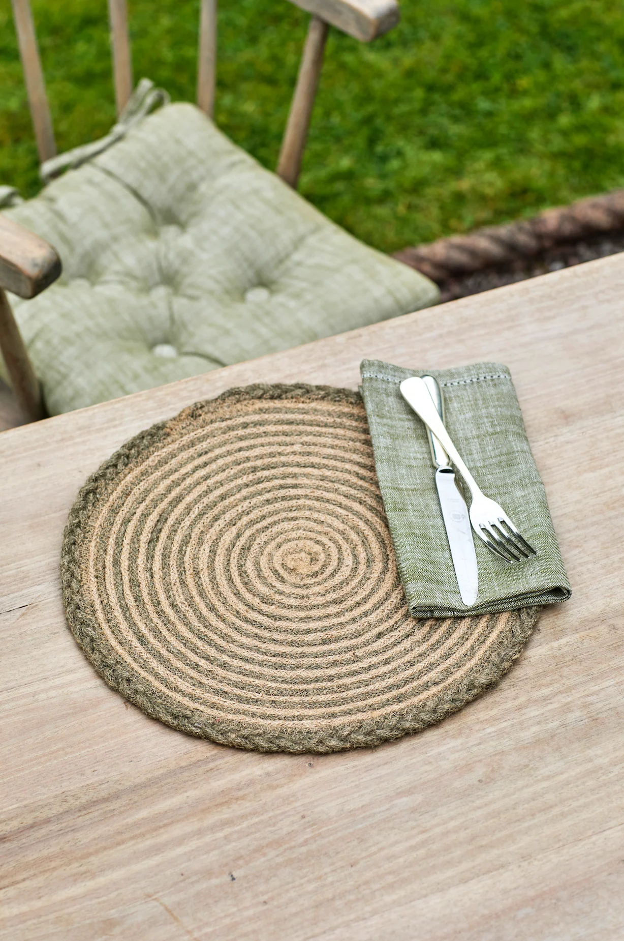 Walton & Co Chambray Cotton Napkins, Olive (Set Of 4) - Image 2