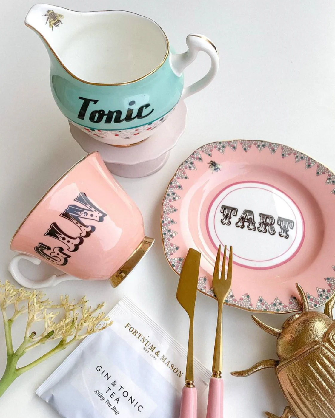 Yvonne Ellen Curvy Milk Jug - Image 11