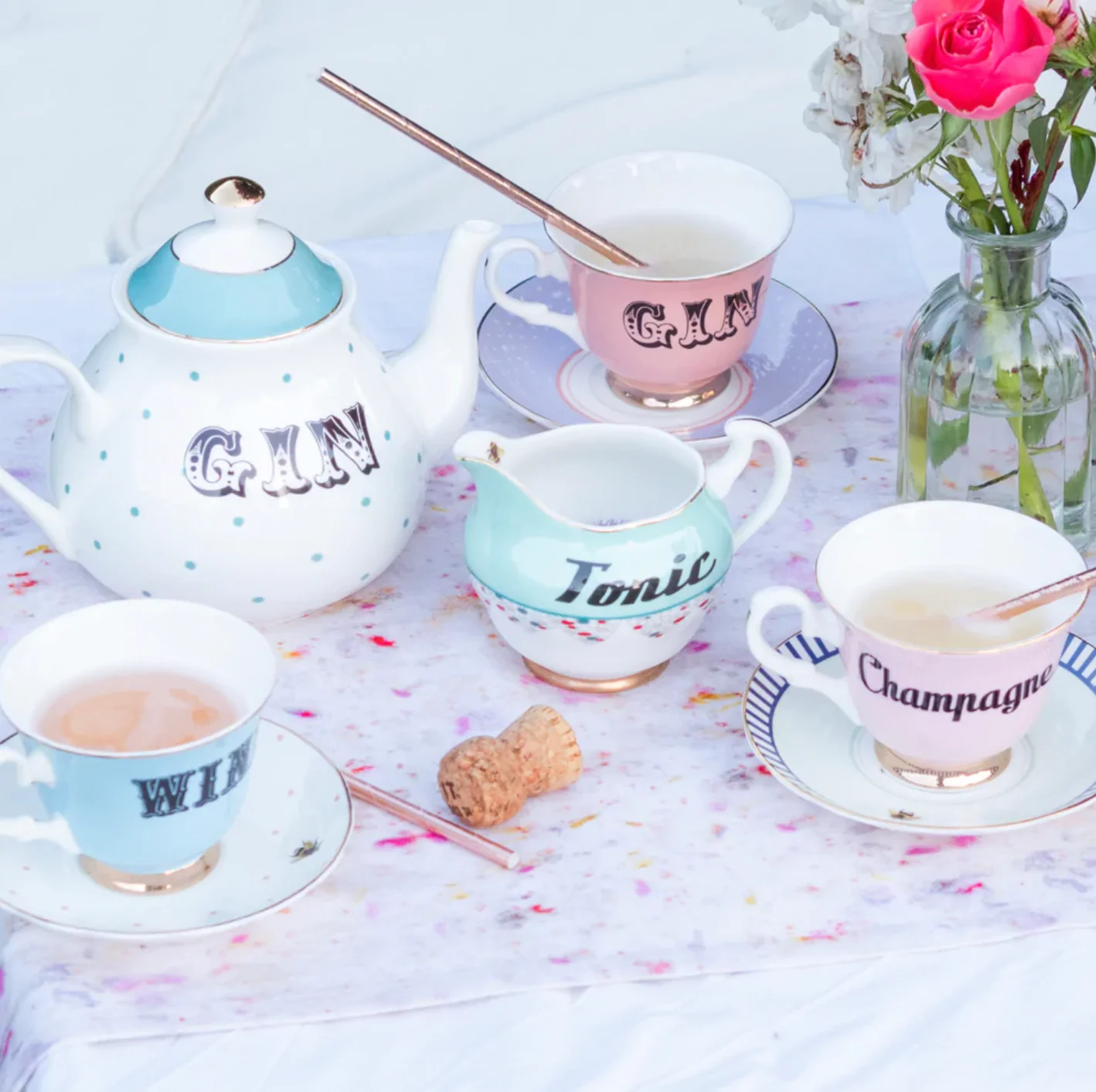 Yvonne Ellen Curvy Milk Jug - Image 6