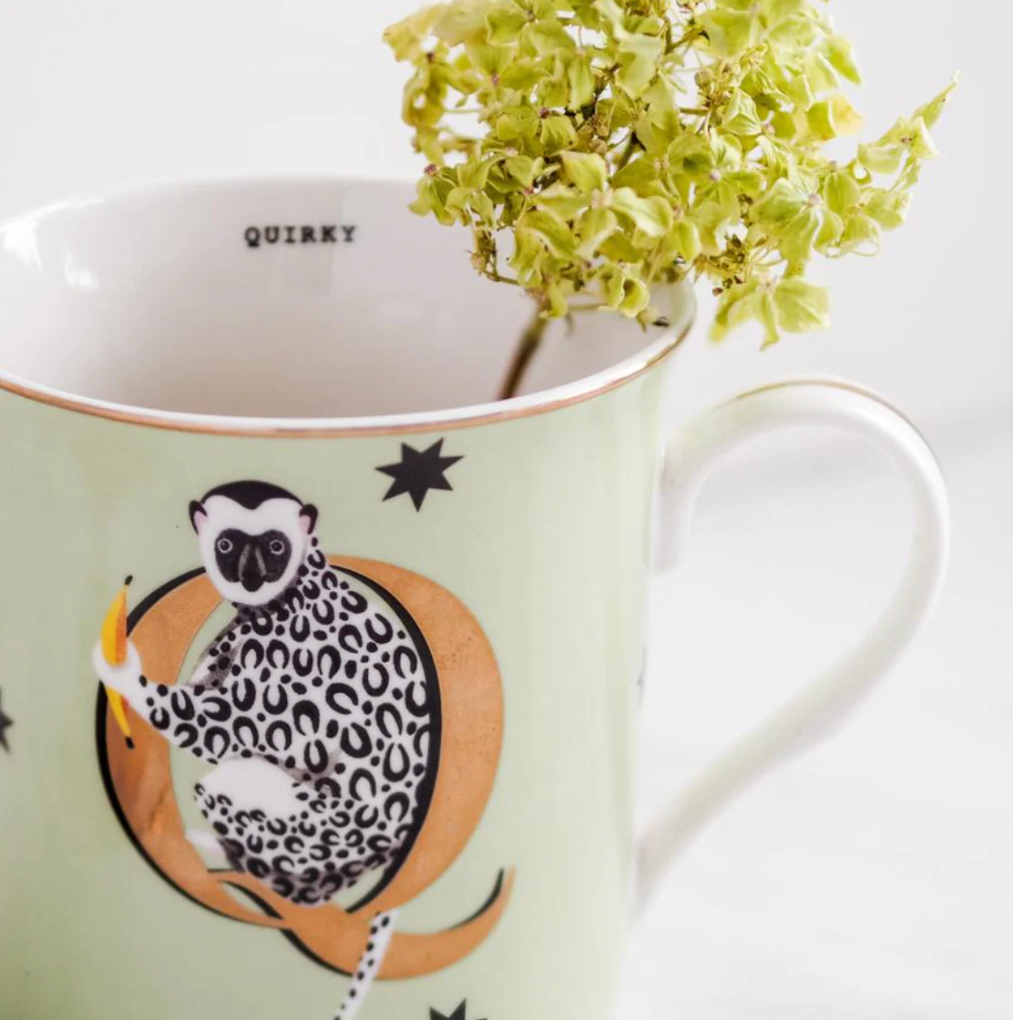 Yvonne Ellen Gold Edition Alphabet Mug Small - Image 12