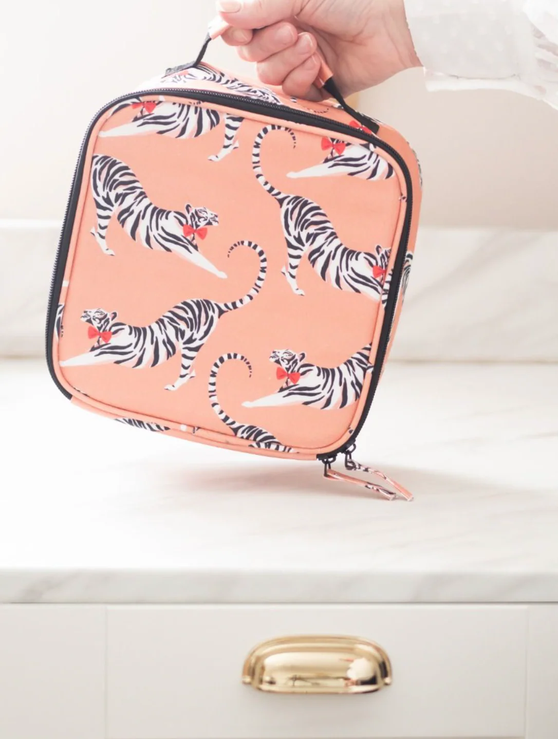 Yvonne Ellen Tiger Lunch Bag - Image 4